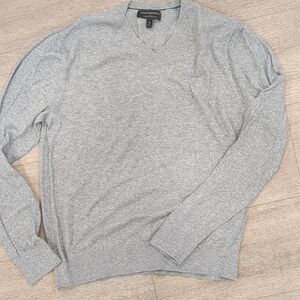 Cool Summer Nights -- Banana Republic Men's Lightweight Gray Sweater